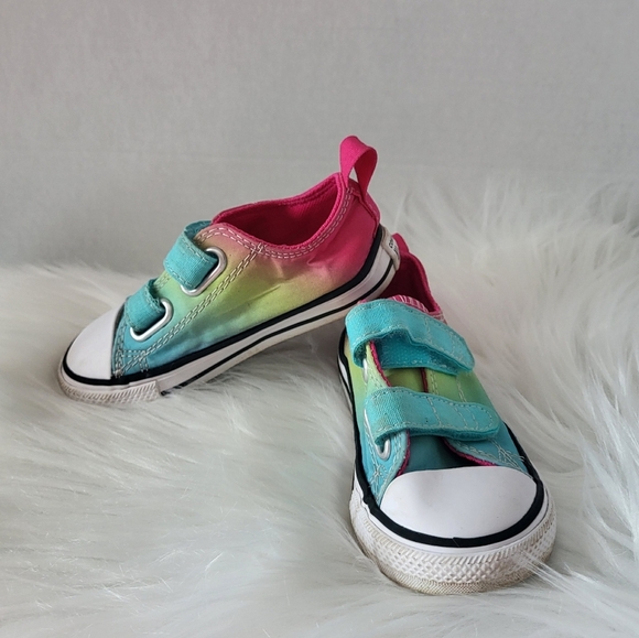Converse Kids Sneakers with Velcro Straps, Size 7 - Picture 1 of 6